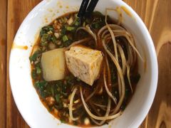 米凉粉-金海椒罐罐鲢鱼(东方桂苑店)