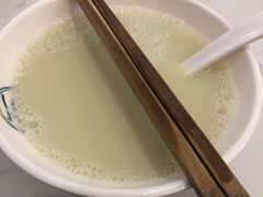 -李与白包子铺(桐梓林店)