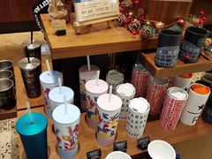 零售区-星巴克臻选(广州沙面店)