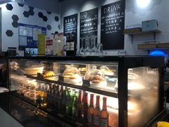 -HELLO 27 意面·沙拉·帕尼尼