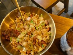 哈尔滨红肠炒饭-聚合鑫东北熏酱熟食麻辣面(长阳店)