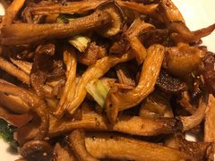 海盐菌菇-丝路金桃·新疆菜(徐汇店)