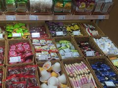 -来伊份1038(新村路三店)