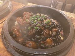 石锅黑豆焖猪尾-東城故事·尋找姆媽的味道(玉兰路店)