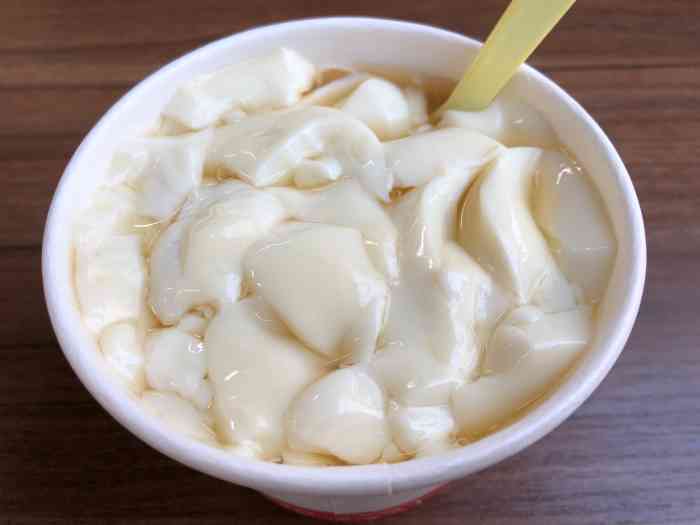 西施豆腐花-"中规中矩的出品,服务站收费肯定会贵一点的.