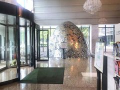 -上海虹桥西郊假日酒店