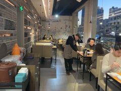 -莲餐厅·湖北菜·潜江小龙虾店(愚园路店)