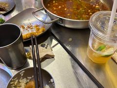 -蓉三少冒烤鸭·四川小吃集(北京首店)