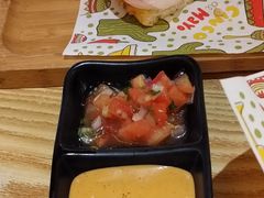 -Famous肥猫墨西哥音乐餐吧(五棵松华熙LIVE店)