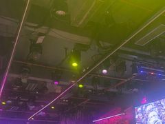 -喜鹊音乐酒馆(西街店)