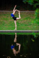 -亚太瑜伽普拉提学院