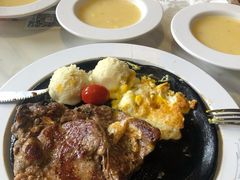 -豪客来牛排(中央花苑店)