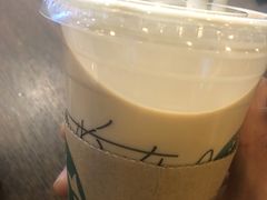 -星巴克臻选(盐城金鹰聚龙湖店)