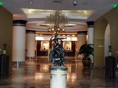 大堂-月亮河温泉度假酒店