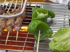-哈尔滨小酒馆·鲜肉现穿自助烧烤(康新花园店)