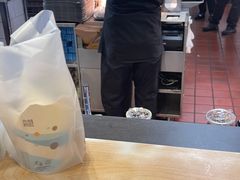 -麦当劳(展览路店)