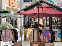 -王府井奥莱临潼小镇(临潼店)