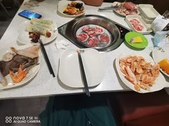 -佰烧海鲜烤肉火锅自助(世茂国际广场店)