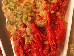 蒜蓉大虾-霄汉牛三鲜湖北砂锅菜(万松园2店)