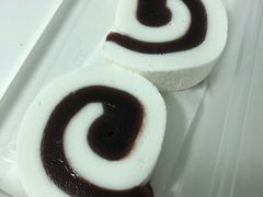 豆沙奶卷-牛姥姥牛奶酪