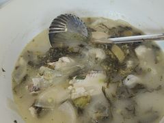 -严记小天府酸菜鱼(西四路店)