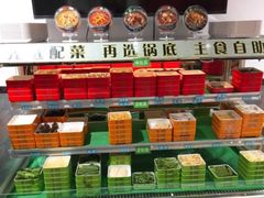 零售区-极有家小鱼小鸡石锅煲(佳兆业店)