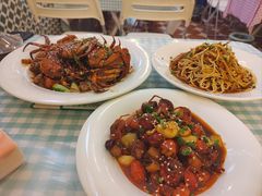 -捌贰虾蟹·江湖菜馆(江汉路店)