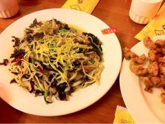 素八丝-春江饭店(共青团路总店)
