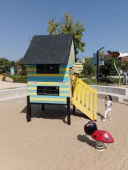 -季高兔窝窝亲子园(上海薰衣草公园店)