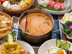 -樾餐厅泰式海鲜火锅(民歌湖店)