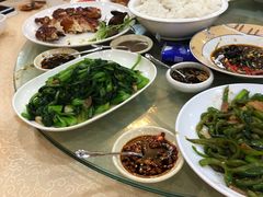 -鹏城人家海鲜酒家·23年老字号(较场尾店)