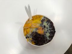 红豆芒果加糯米-美肴冰品·汉堡·牛腩饭(总店)