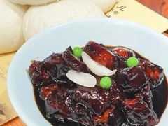 酒酿馒头红烧肉-四灶儿·2005地道杭帮菜(杭州鼓楼1店)