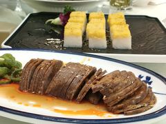 -伊和园清真餐饮