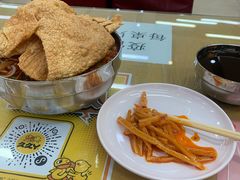 -红鼻子桂林米粉(金唐新光界店)