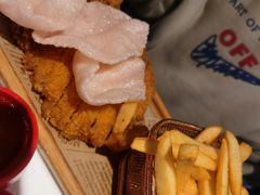 吉列猪扒拼薯条-龙记香港茶餐厅(久光百货店)