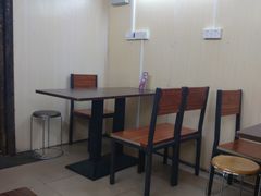大堂-美食店(华贵路店)