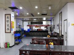 -牛一嘴·兰州牛肉面·大盘鸡(财富中心店)