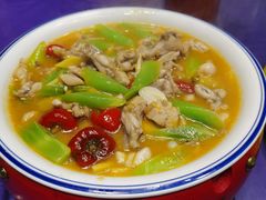 -春天里·老街坊餐厅(港隆广场店)