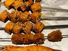-喝丢一只鞋辣炒海鲜小烧烤(三八广场店)