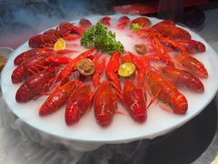 -沪小胖·小龙虾(八佰伴店)
