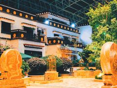 -拉萨圣地天堂洲际大饭店-自助餐厅