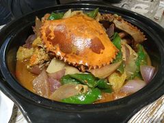 美味膏蟹煲小煲仔-十面欢腾·海鲜面·台式Bistro(长乐路店)