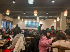 大堂-肖肖酸萝卜鱼火锅(总店)