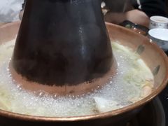 -果松木炭酸菜铜火锅·外婆参鸡汤