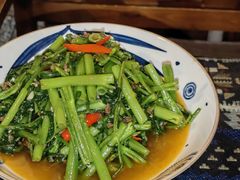 -蜗牛小馆醉乡民谣云南菜(惠新西里店)