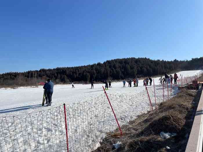 肥城泰西雪山峪滑雪场