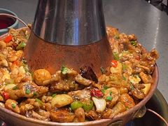 -老佛爷铜炉蛙锅(东门老街店)