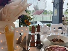 -MONICH牛排融合餐厅(和义大道购物中心店)