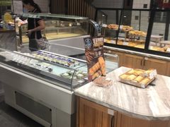 面包甜点陈列柜-大苹果面包生日蛋糕(明珠店)